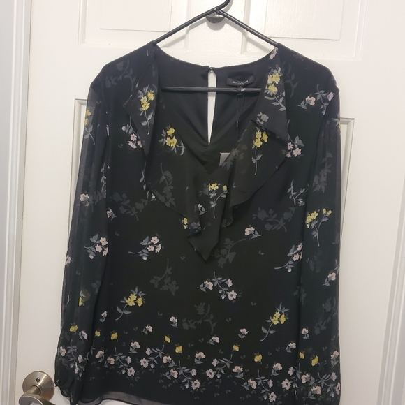 St. JOHN floral print Blouse Size Medium, Retail $795, silk, Sheer sleeves - Picture 9 of 12